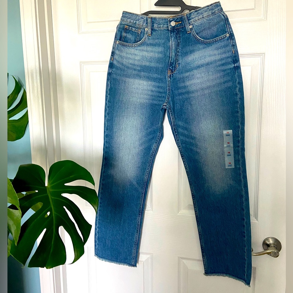 Brand New Old Navy jeans High rise slouchy straight size 16